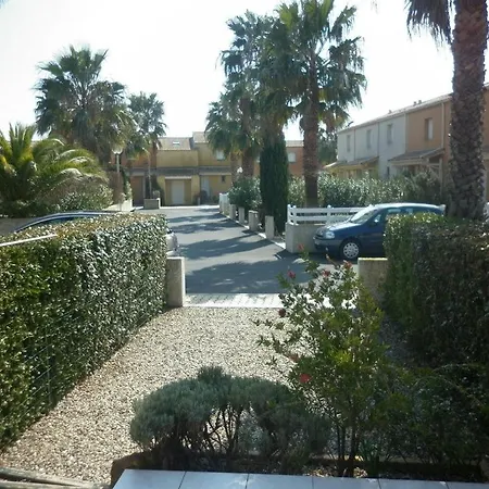 Avec Piscine Plage